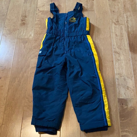 Old Navy Kids Boys Snow Pants Sz 4T - Picture 1 of 8